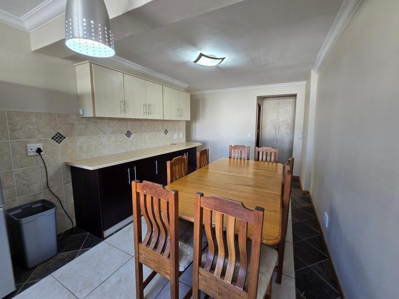 5 Bedroom Property for Sale in Golden Mile Western Cape